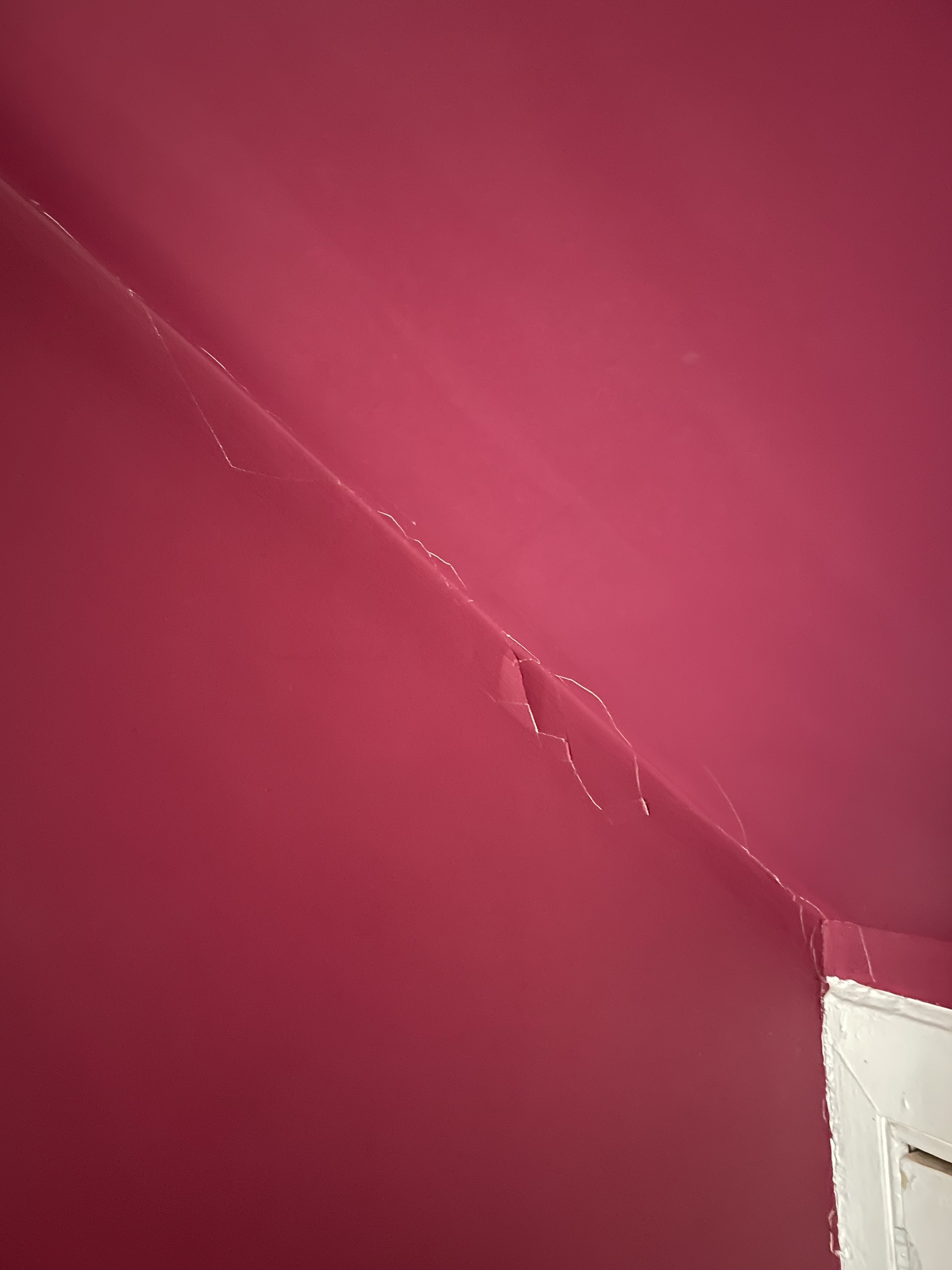 Structural crack in Hamilton Road property